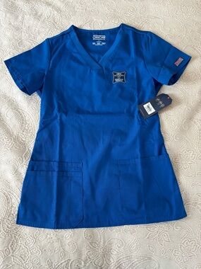 Cherokee Scrub Top- Small